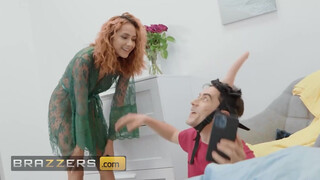 BRAZZERS - Veronica Leal akar még egy faszt