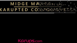 Karups - Midge Mayor a szexi szőke érett nő