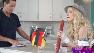 Kenzie Reeves a nagyon vékony mostoha húgi