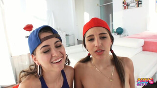 PervCity - Abella Danger és Riley Reid leszopják a nagy faszt